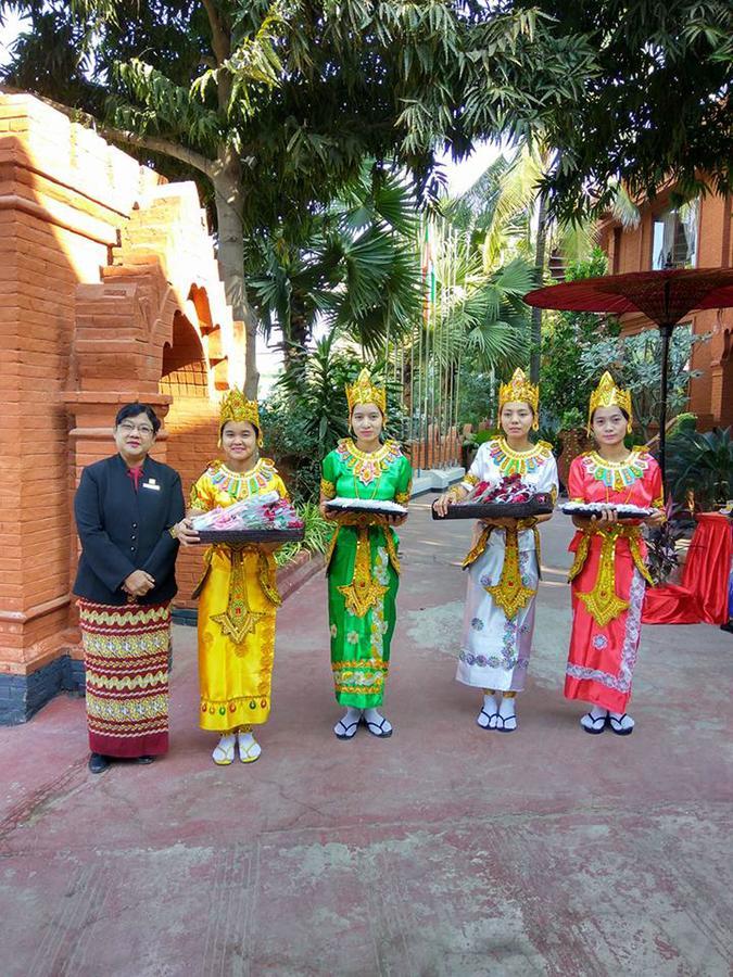 Hotel Sincere Smile Bagan New Bagan Exterior photo