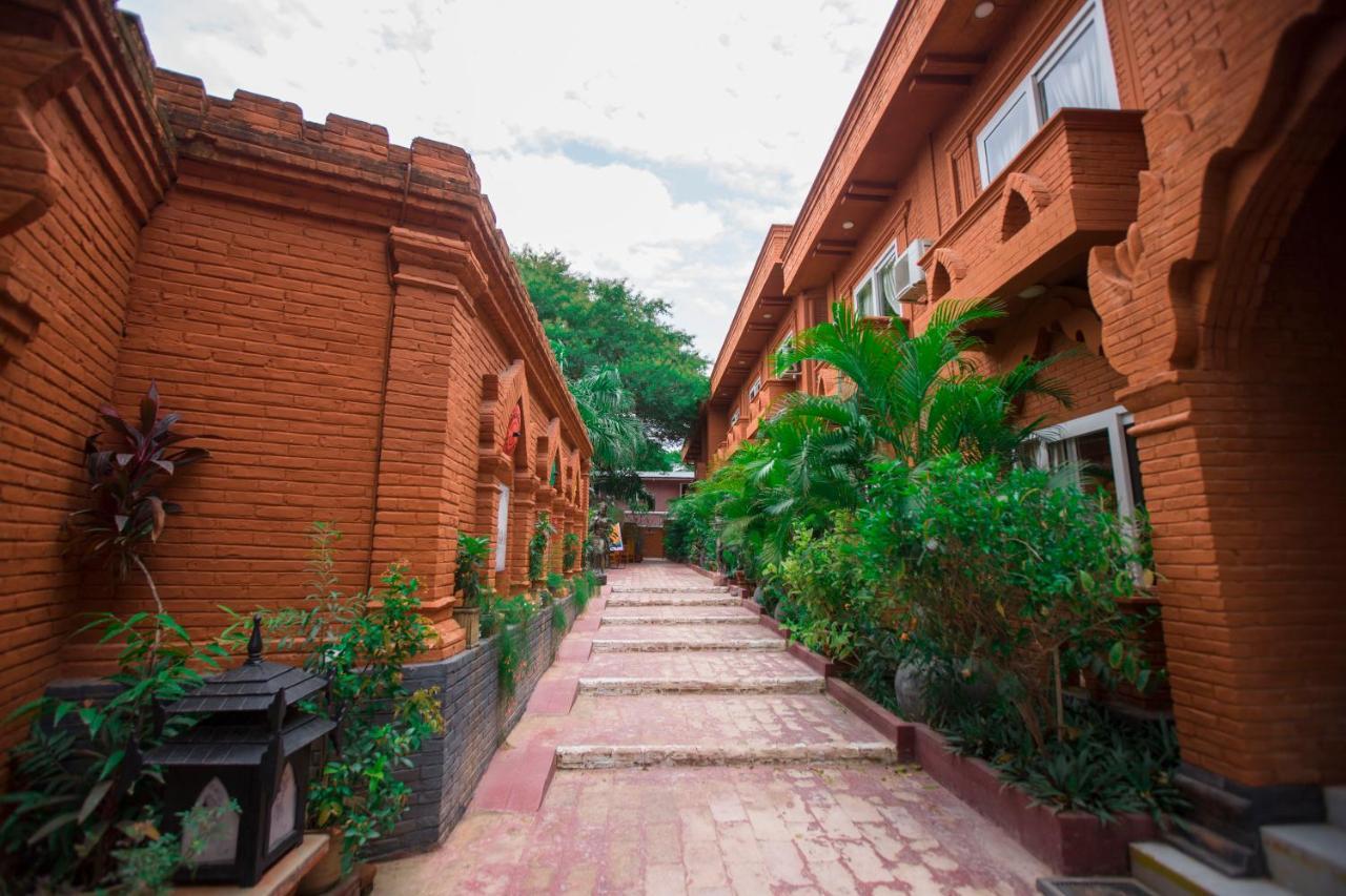 Hotel Sincere Smile Bagan New Bagan Exterior photo